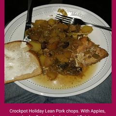A picture of Crockpot Holiday Lean Pork Chop Supreme.