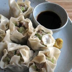 A picture of Pork & Vegetables Dim Sims.