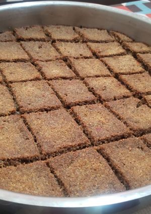 A picture of Kibbeh bil Sanieh (Baked Kibbeh).