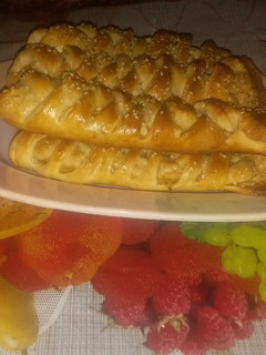 A picture of Chicken bread.