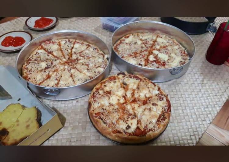 Bagaimana Menyiapkan Pizza oven homemade 😍 rasanya hampir mirip PHD 🤪, Lezat