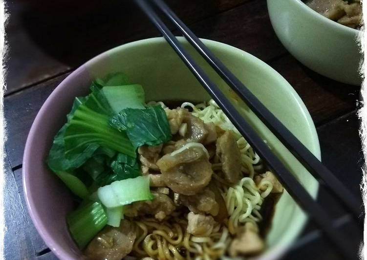 Mie Ayam Blackpepper