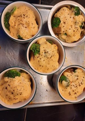 Foto resep Baked Potato with Broccoli and Cheese