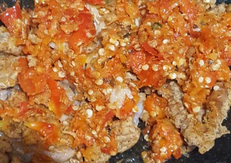 Cara Gampang Menyiapkan Ayam geprek super crispy pedas Anti Gagal