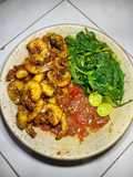 25. Udang Goreng Bawang dan Sambel Dadak