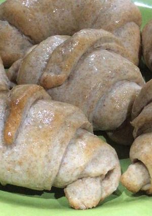 Una foto de Medialunas saludables y fácil 😘🥐
