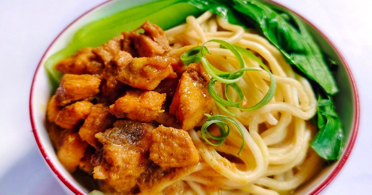 Mie Ayam Simpel (Edisi Hidangan Idul Fitri)