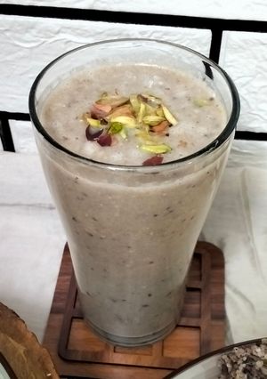 एप्पल बनाना स्मूदी रेसिपी मुख्य फोटो