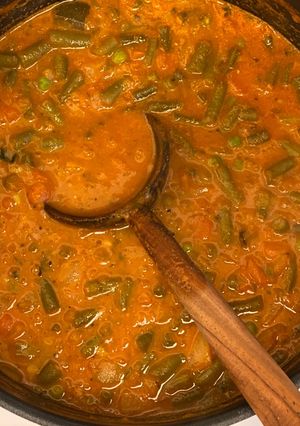 A picture of Mixed vegetables Sambhar.