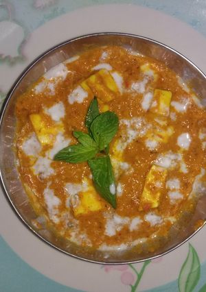 શાહી પનીર (Shahi paneer Recipe in Gujarati) રેસીપી મુખ્ય ફોટો