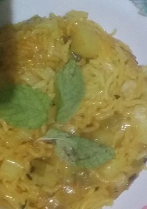 વેજીટેબલ બિરયાની (Vegetable Biryani Recipe In Gujarati) રેસીપી મુખ્ય ફોટો