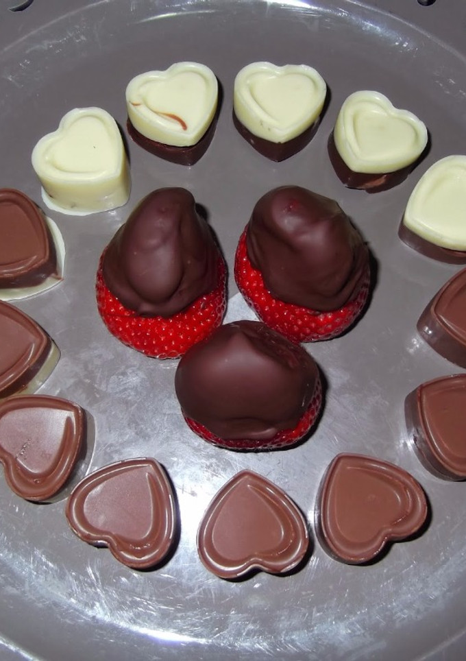 Una foto de Bombones de San Valentín rellenos