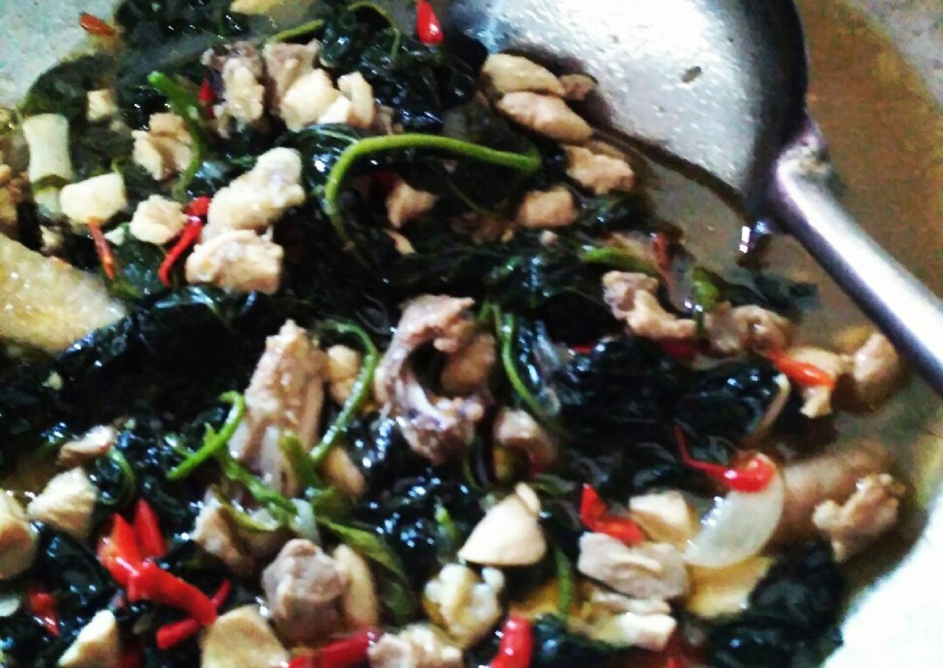 Sup bayam with daging ayam #MakananSehat #BikinRamadhanBerkesan