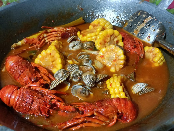 Resep Lobster &amp;amp; kerang saus Padang, Menggugah Selera