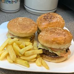 Beef burgers🍔 A picture of Beef burgers🍔.