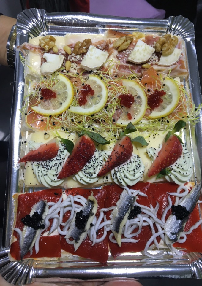 Una foto de Canapés para estas fiestas 🎈 Navideñas 🎄🎁🎉