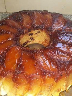 Una foto de Torta de manzana invertida