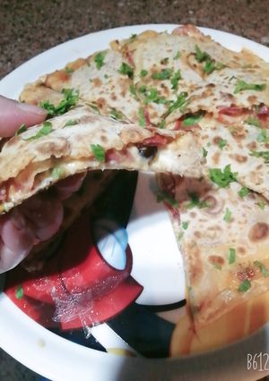 صورة لوصفة اسرع بيتزا على الطاسه