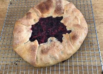How to Make Perfect Mixed Berry Galette