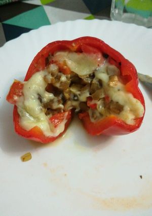 Foto principal de Pimientos rellenos de verduras y queso