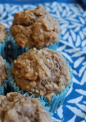 A picture of Banana-gingerbread Cupcakes.