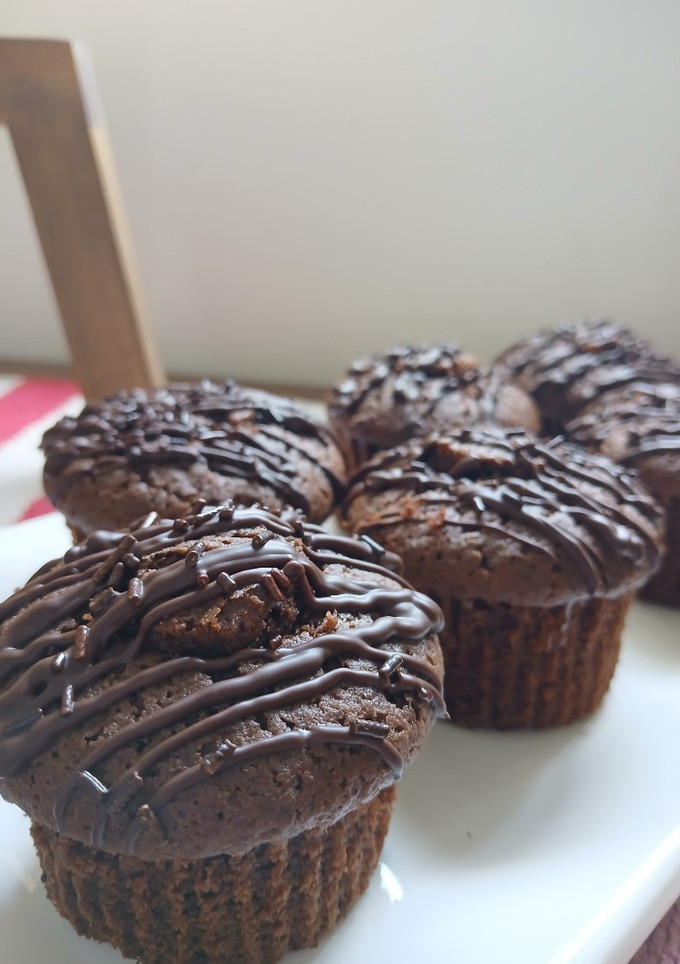 Una foto de Muffin de chocolate, relleno 🍓 🧁
