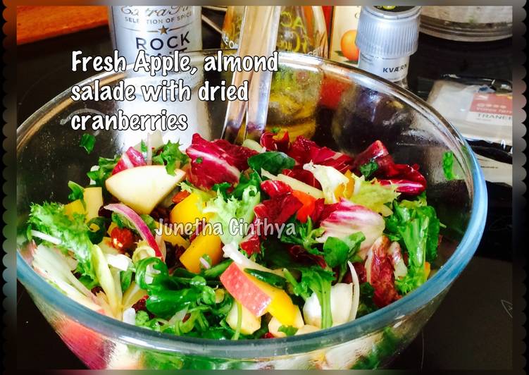Fresh Apple, almond salade with dried cranberries