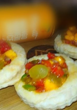 A picture of Fruity salsa.