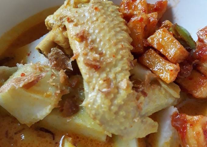 5 Alasan Mengapa Resep Lontong Kari Ayam Ini Luar Biasa!