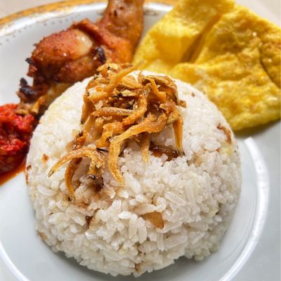 Resep nasi uduk ikan dan seafood rumahan enak dan mudah - Cookpad