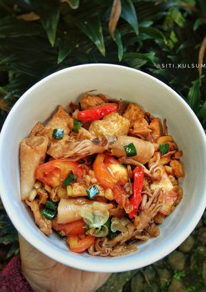 Foto resep Tumis cumi dan Kulit tahu