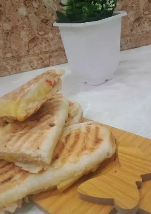 صورة لوصفة بانيني بالدجاج والبطاطا