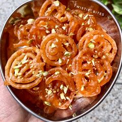 A picture of Kesar jalebi.