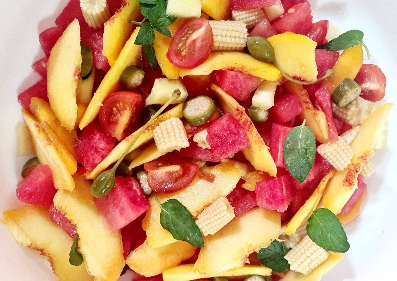 Ensalada colorida con vinagreta de miel y cítricos