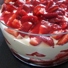 A picture of Strawberry 'Tiramisu'.