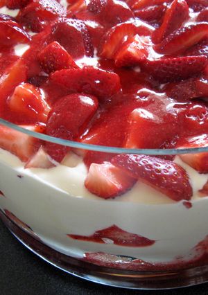 A picture of Strawberry 'Tiramisu'.