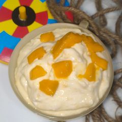 A picture of Mango shrikhand.