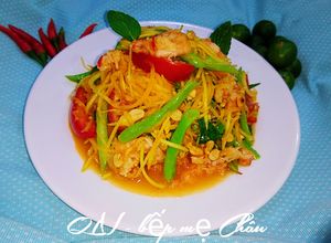 Hình của món Gỏi Đu Đủ kiểu Thái.