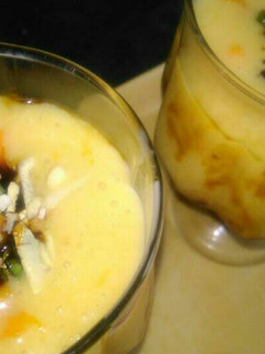 A picture of Dates - mango shake.