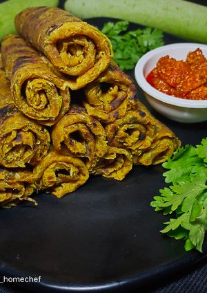 A picture of Lauki Thepla / Bottlegourd Paratha.