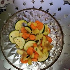 A picture of Simple salad#noheatchallenge.