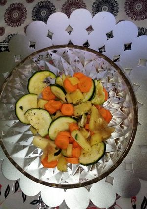 A picture of Simple salad#noheatchallenge.