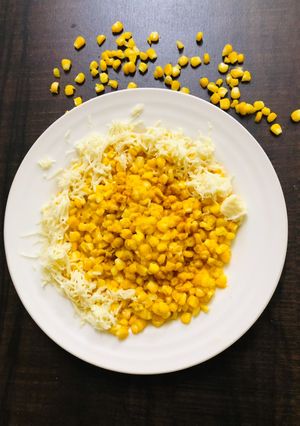 A picture of Cheese butter masala sweet corn.