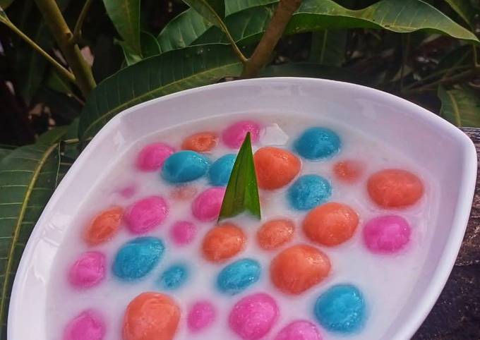 Kolak Thailand (Bua loy thai dessert)