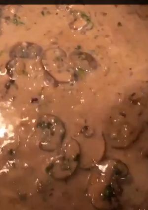Una foto de Salsa de hongos