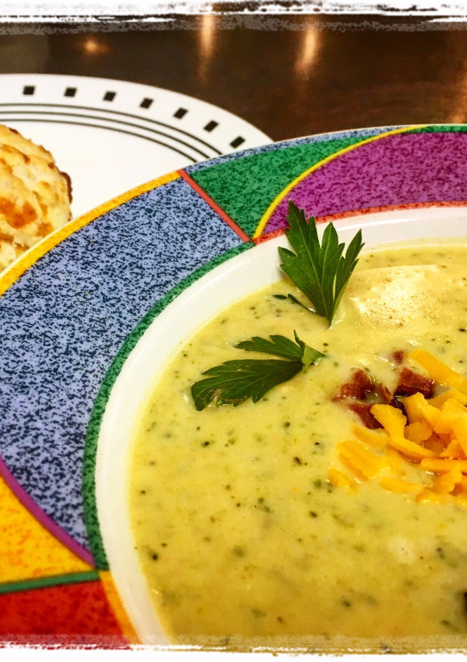 A picture of Bacon Cheddar Broccoli Soup.