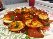 A picture of sliced red bell pepper