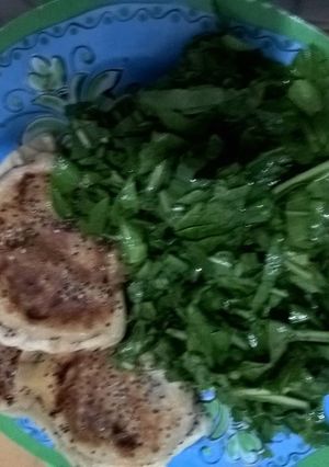 Una foto de Empanadas de zapallitos cebolla, choclo y queso!