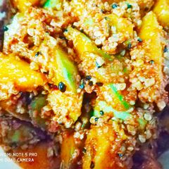 A picture of Mango pickle.