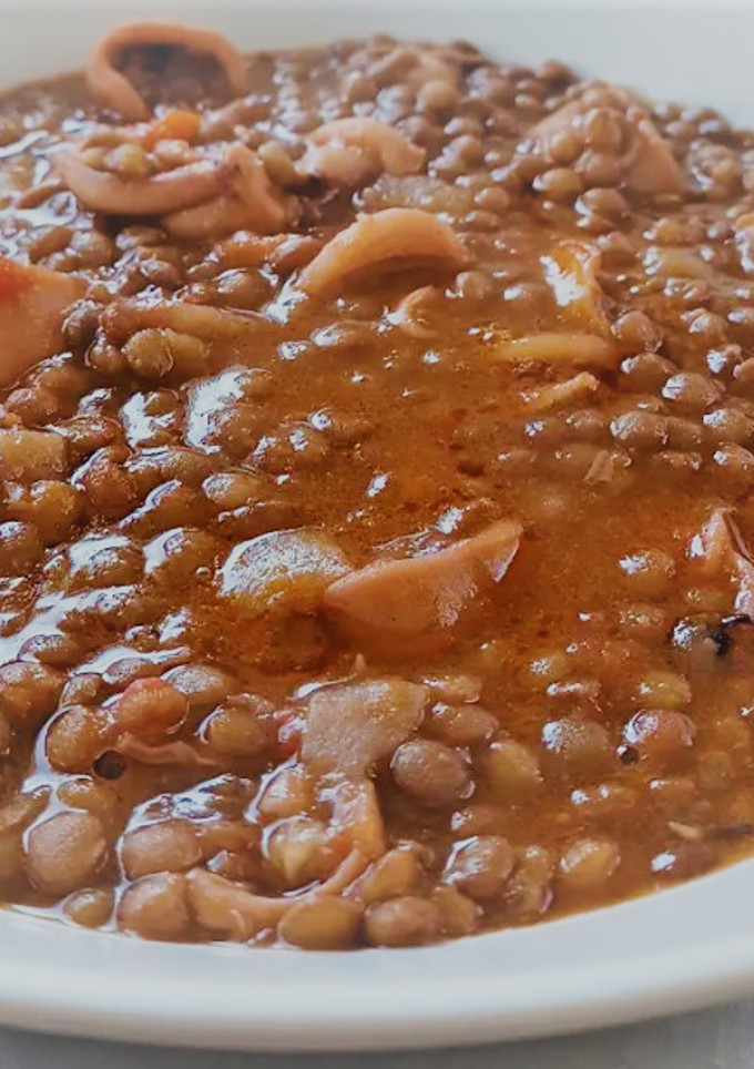 Una foto de Lentejas con calamares (Thermomix)